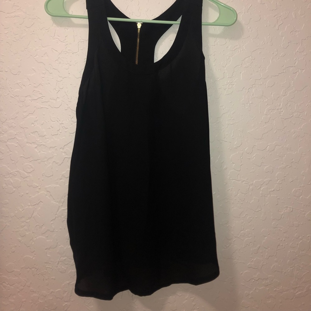 Black razor back tank top